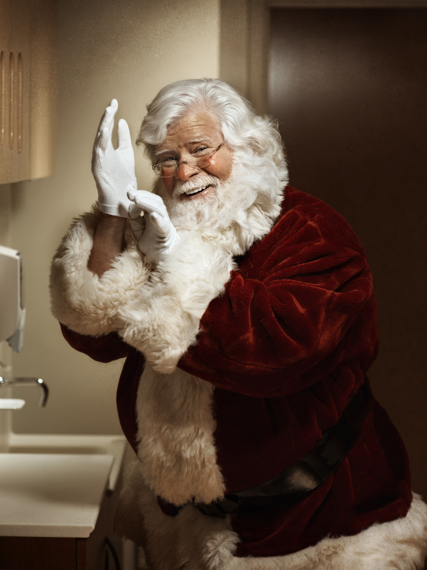 Santa washing hands